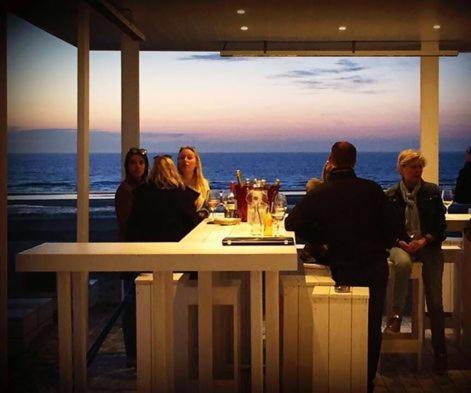 Seadream - Modern, Sunny With Big Terraces & Open View - Very Close To Sea, Beach, Shops, Restaurants & Beach Bars Nieuwpoort Buitenkant foto