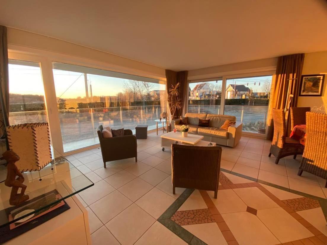 Seadream - Modern, Sunny With Big Terraces & Open View - Very Close To Sea, Beach, Shops, Restaurants & Beach Bars Nieuwpoort Buitenkant foto